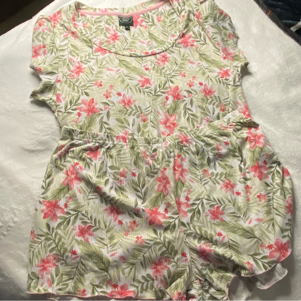 Laura Ashley Floral Poly Spandex Pajama Set Women’s Size XL Shorts Lettuce Hem